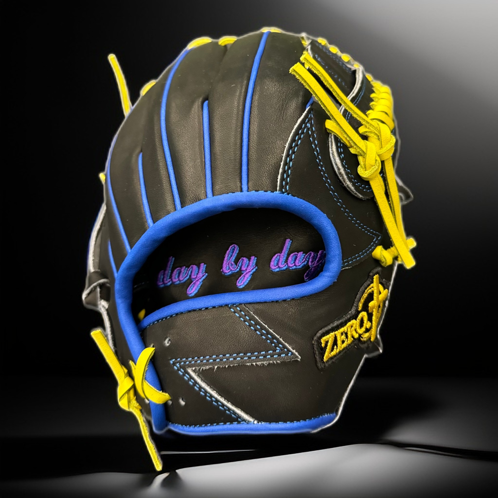 野球グローブに個性を！影刺繍の魅力と選び方 | BASEBALL GROUP ZERO